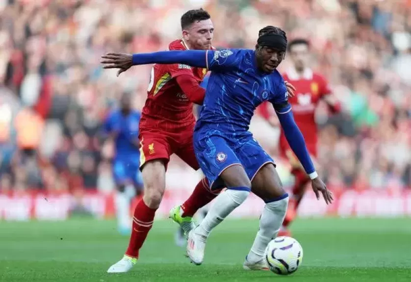 تشكيل قمة ليفربول وتشيلسي في الدوري الإنجليزي