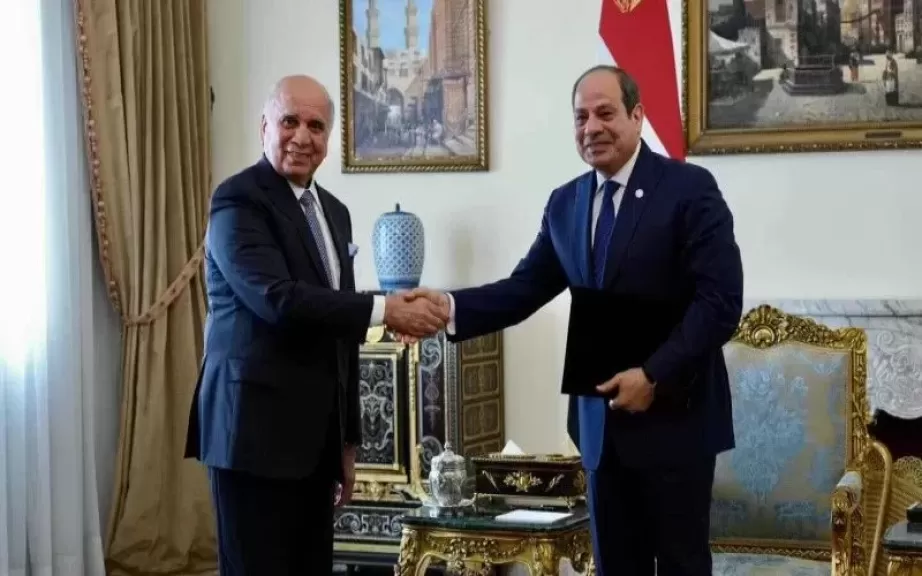 الرئيس السيسي يتسلم دعوة رسمية من العراق لحضور القمة العربية المقررة ببغداد 17 مايو الجاري