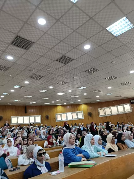 ملتقى التوظيف الأول بآداب المنصورة يواصل فعالياته لليوم الثاني