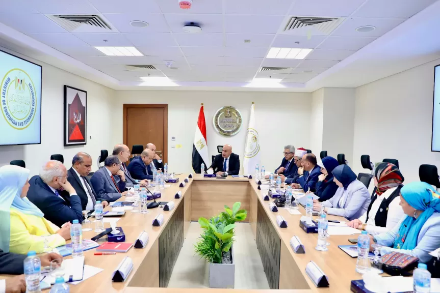 «يبدأ 20 سبتمبر 2025»...وزير التعليم يُعلن الخريطة الزمنية للعام الدراسي المقبل... تفاصيل