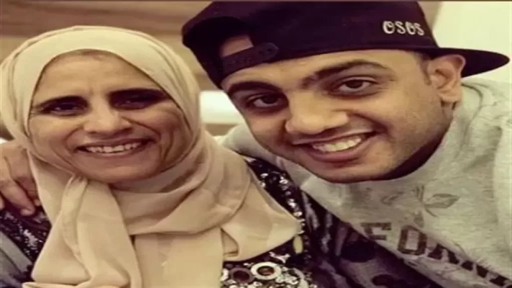 أوس أوس يطلب الدعاء لوالدته بعد انتقالها للمستشفى
