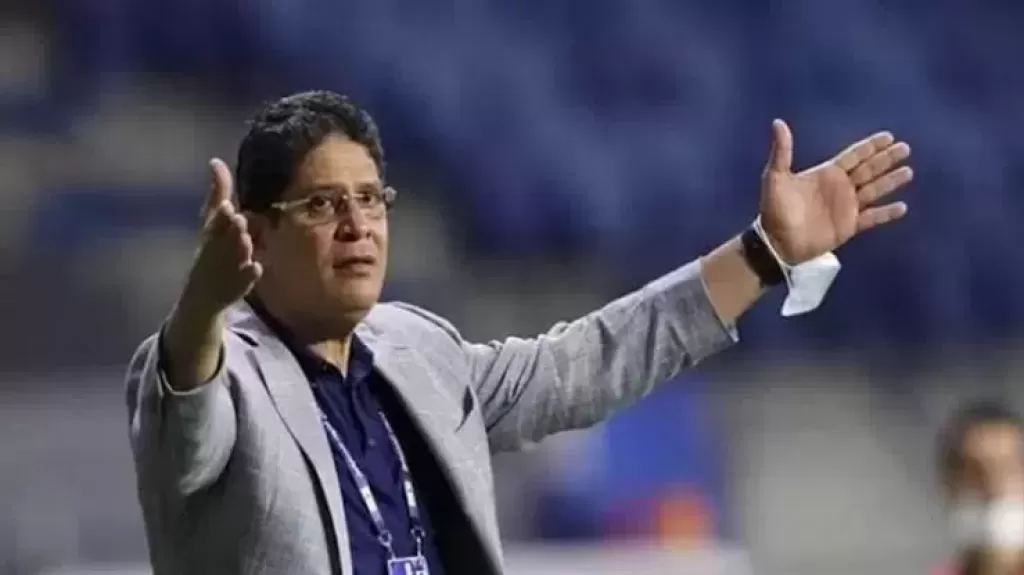 الرمادي يعقد جلسة مع لاعبى الزمالك استعدادا لمواجهة بيراميدز