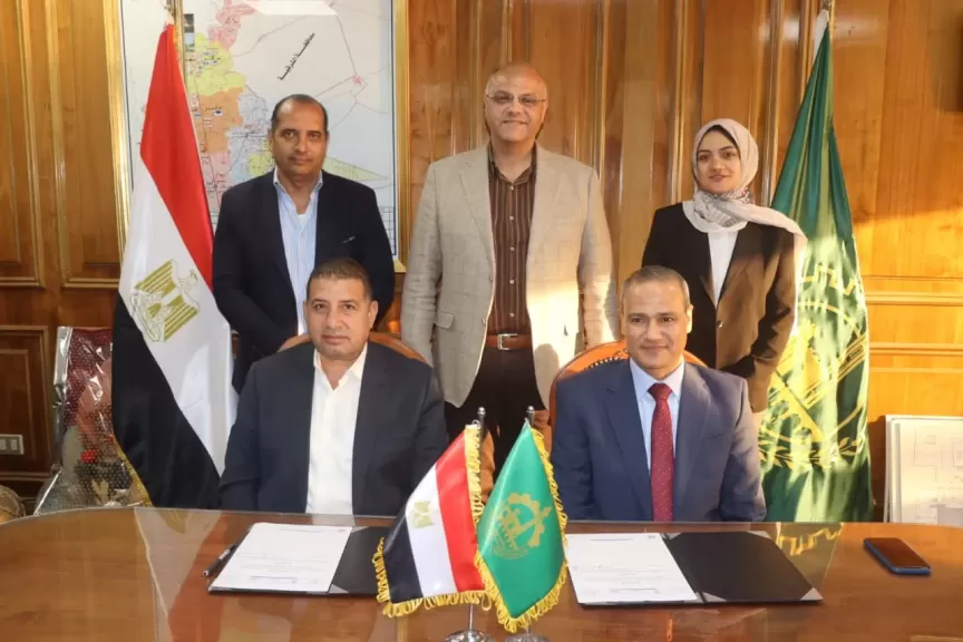 محافظ القليوبية يشهد مراسِم توقيع بروتوكول تعاون لإقامة معرض لمؤسسة دار المعارف بمقر مكتبة مصر العامة ببنها