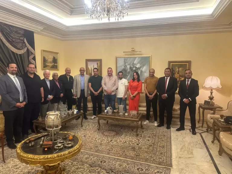 السفير المصري بالسعودية : الاف الطلبات من المصريين المقيمين بالسعودية لاستخراج الرقم القومي