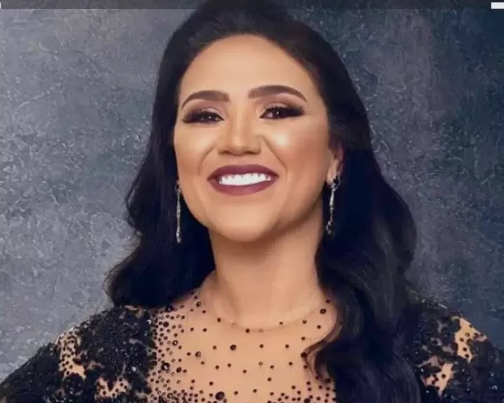 مى فاروق تحيى حفلا غنائيا بالأوبرا مطلع.. قريبًا