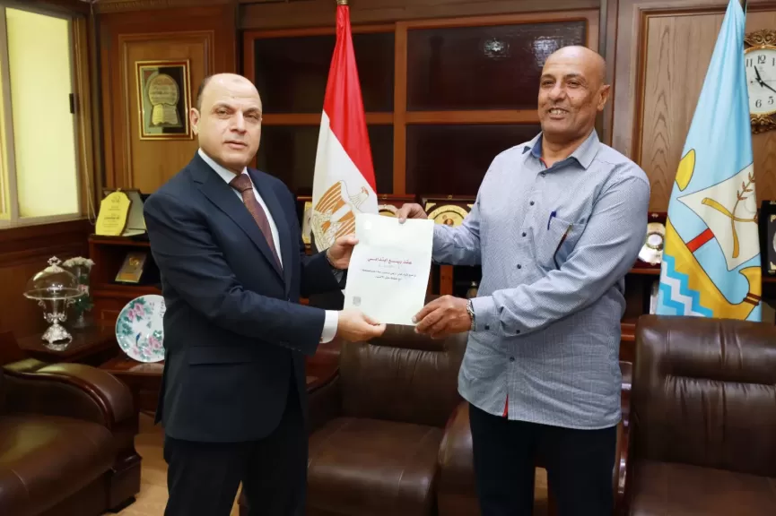 تسلّيم 14 عقد تقنين أراضي أملاك دولة للمستفيدين من المواطنين بكفرالشيخ.. «إنتهينا من تسليم 1281 عقد بكفرالشيخ