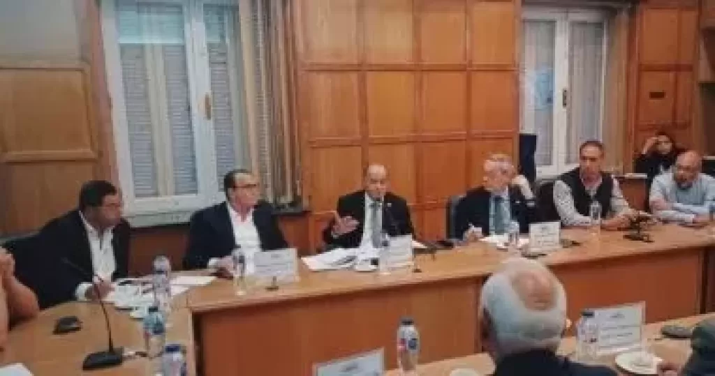 ”رجال أعمال الإسكندرية”: قانون العمل الحالى نتاج حوار مجتمعى حقيقى