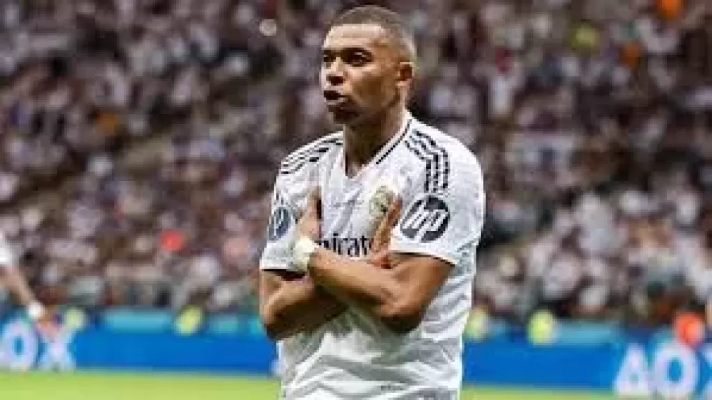 مبابي يقود هجوم ريال مدريد أمام برشلونة