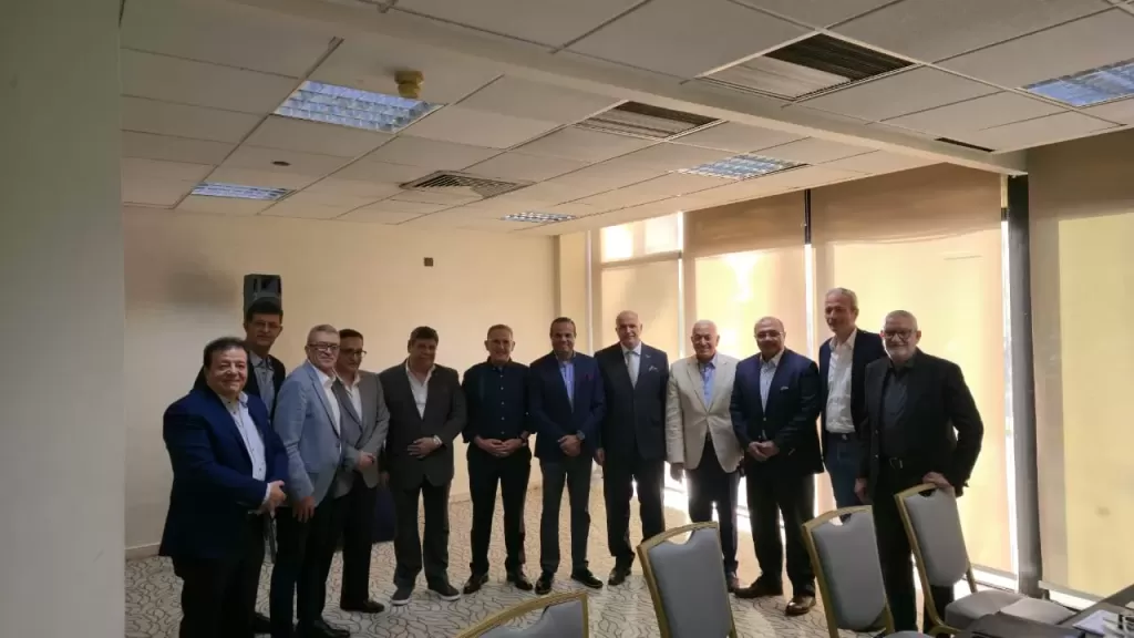 جمعية مستثمري مرسى علم تبحث آليات تشغيل مطار برنيس لتنشيط السياحة بالمنطقة