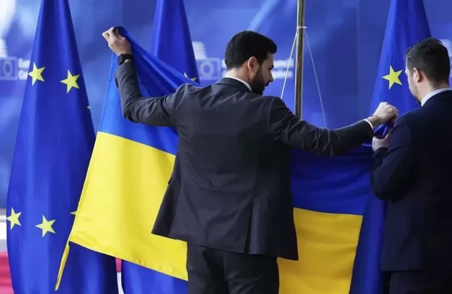 الرئيس الاوكراني ونظيره الفرنسي