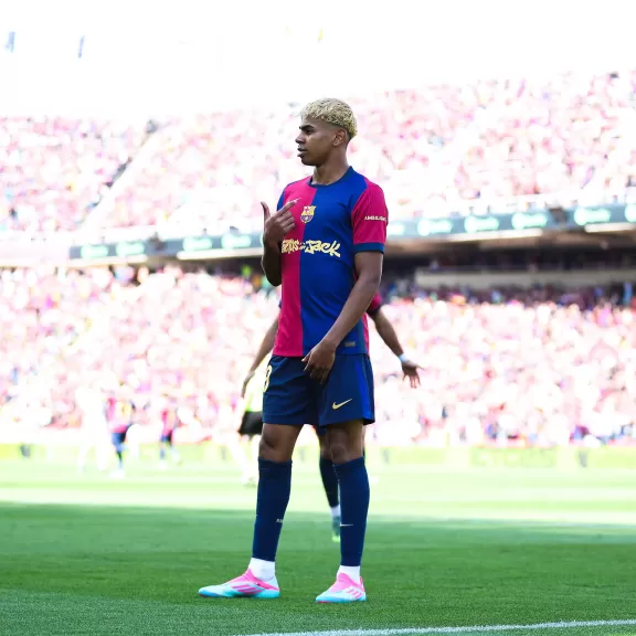 برشلونة يضرب ريال مدريد 4-2 في ريمونتادا مثيرة بالشوط الأول