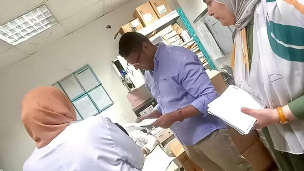 وكيل  الصحة بالبحر الأحمر يتفقد مستشفي الغردقة العام لتعزيز الخدمات الصحية