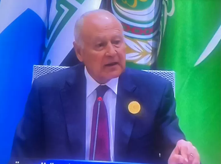 أبو الغيط يشيد بقرار ترمب رفع العقوبات عن سوريا