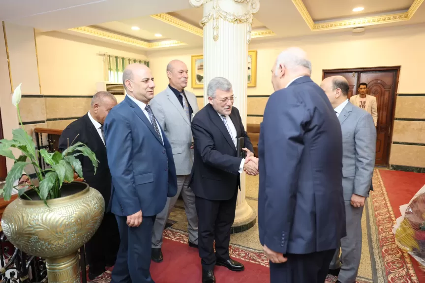 محافظ كفرالشيخ يستقبل رئيس هيئة الأوقاف المصرية لبحث ملفات التعاون المشترك وتعزيز فرص الاستثمار بالمحافظة