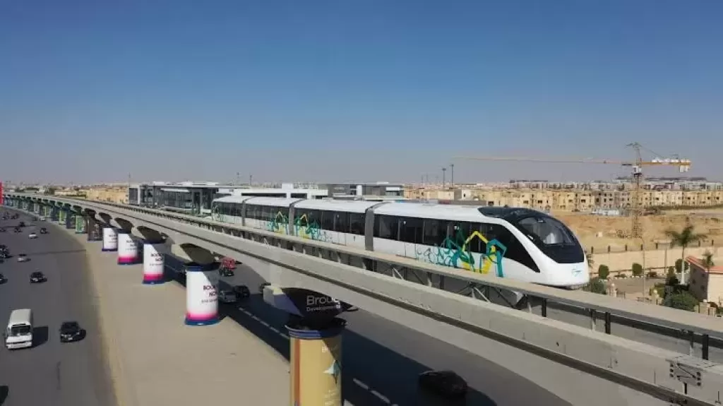 تحويلات مرورية لتنفيذ أعمال مشروع المونوريل بمحافظة الجيزة