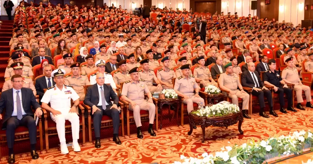 وزير الدفاع يشهد مناقشة البحث الرئيسى لهيئة البحوث العسكرية