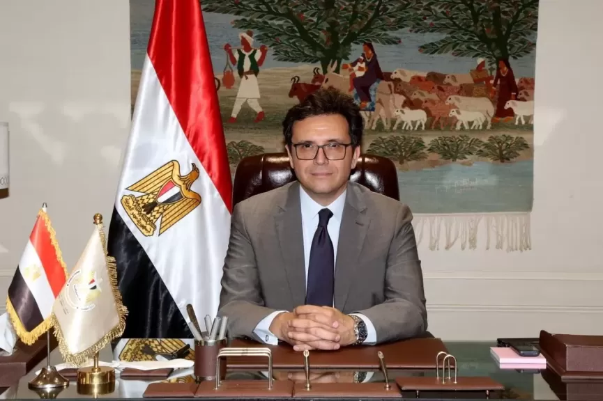 البرلمان يستدعي وزير الثقافة بسبب إغلاق عدد من قصور الثقافة بالصعيد