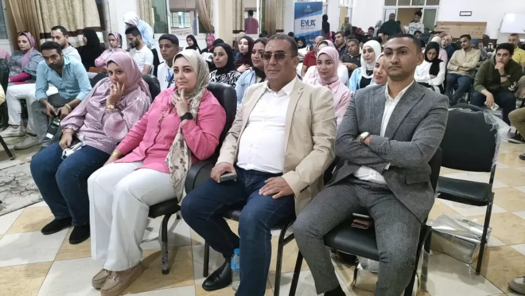 الملتقى الثانى لاتحاد شباب المصريين لمواجهة الهجرة غير الشرعية: يجب اتباع الطرق المشروعة لتحقيق الأهداف