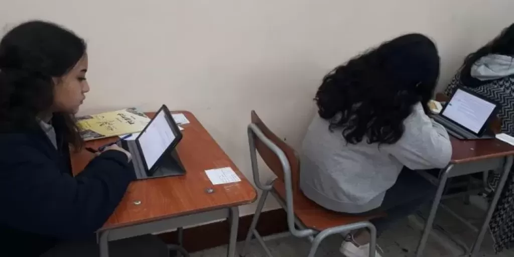 العد التنازلي للثانوية العامة.. كيف يساعد أولياء الأمور أبنائهم لموسم الامتحانات؟