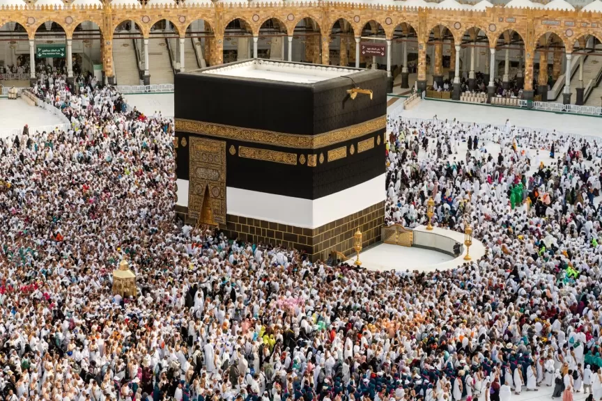 خادم الحرمين الشريفين يصدر توجيهه الكريم باستضافة 1000 حاج وحاجة من ذوي الشهداء والأسرى والجرحى الفلسطينيين على نفقته الخاصة لأداء مناسك حج هذا العام 1446هـ