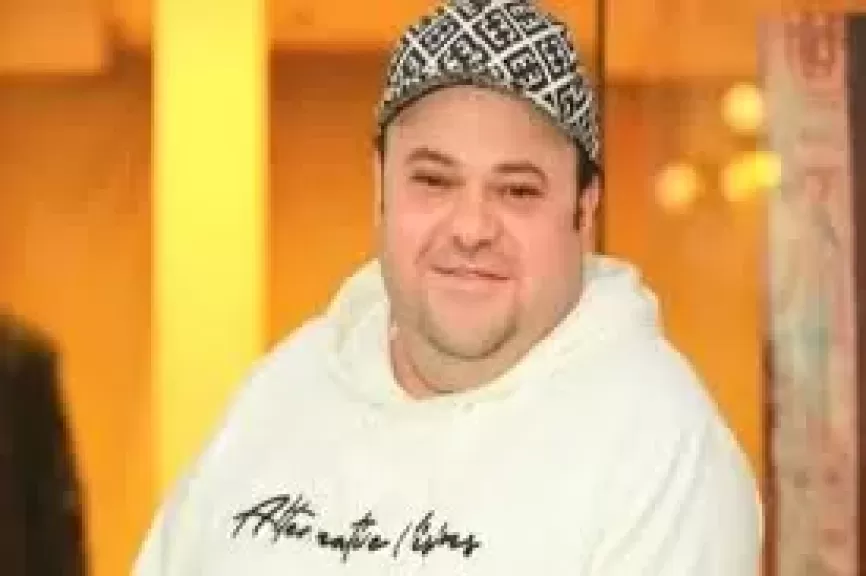 مدحت تيخا يثير الجدل بعد تحريف تسجيله الصوتي حول أزمة مسلسل ”قلع الحجر”.. ما علاقة الجماعة المحظورة؟