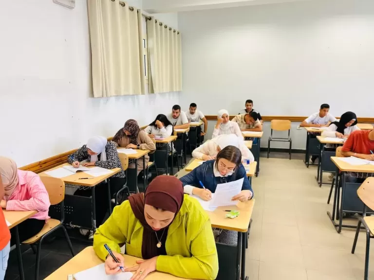 وسط انضباط تام.. انطلاق امتحانات نهاية العام بجامعة حلوان التكنولوجية الدولية