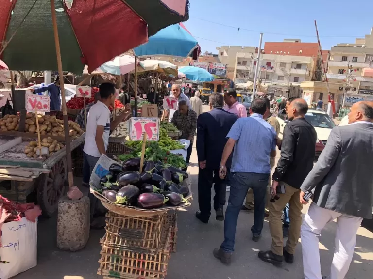 اللواء مرزوق: رفع كافة الإشغالات أمام السوق المطور بطلخا وتهيئة المكان لتيسير حركة الدخول والخروج للسوق