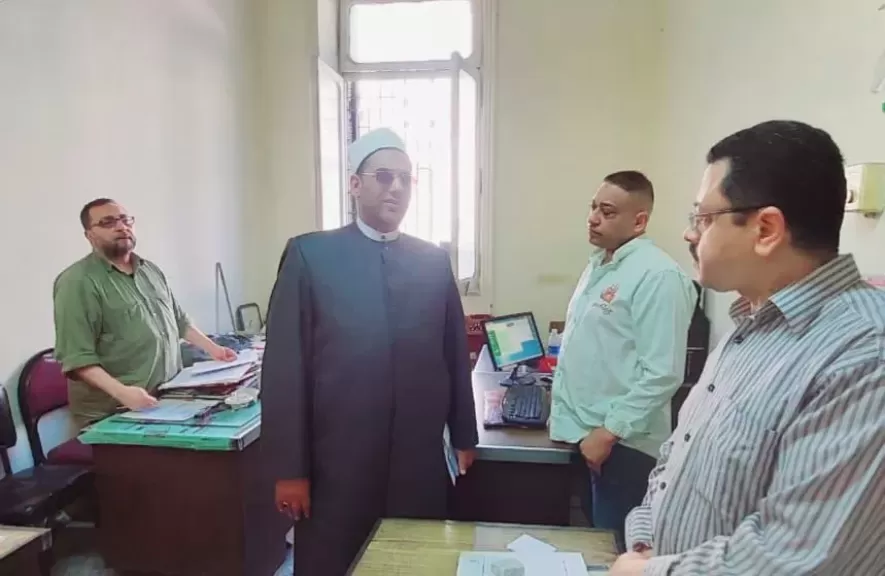 وكيل وزارة الأوقاف بالإسكندرية يتفقد أقسام المديرية  لمتابعة سير العمل