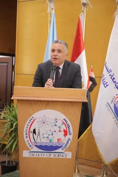 رئيس جامعة السويس يفتتح المؤتمر الطلابي السابع لكلية العلوم ”العلوم التطبيقية من النظرية للإبتكار”