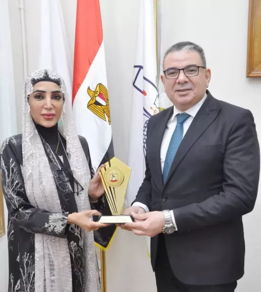 عميد تجارة عين شمس يستقبل الملحق الفني بملحقية التعليم بسفارة الإمارات