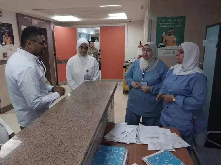 وكيل صحة البحر الأحمر يتفقد مستشفى الحميات واجتماع مع أطباء الطوارئ