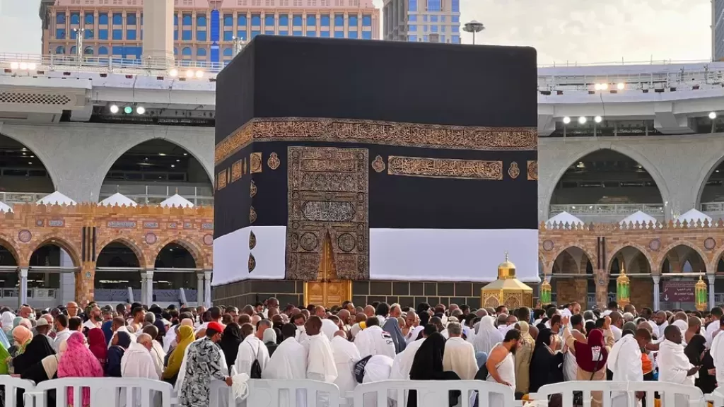 لبيك اللهم لبيك.. .. «تنظيم الاتصالات» يقدم نصائح لحجاج بيت الله الحرام لاستخدام «التجوال الدولي»
