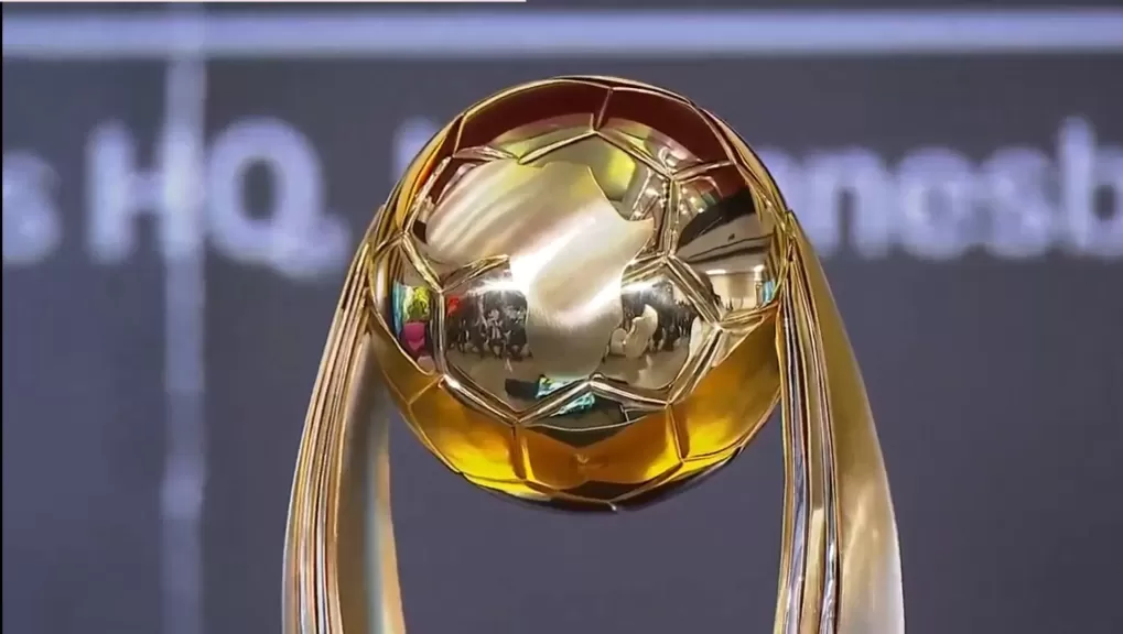 صور.. الكشف عن تصميم كأس دوري أبطال إفريقيا الجديد