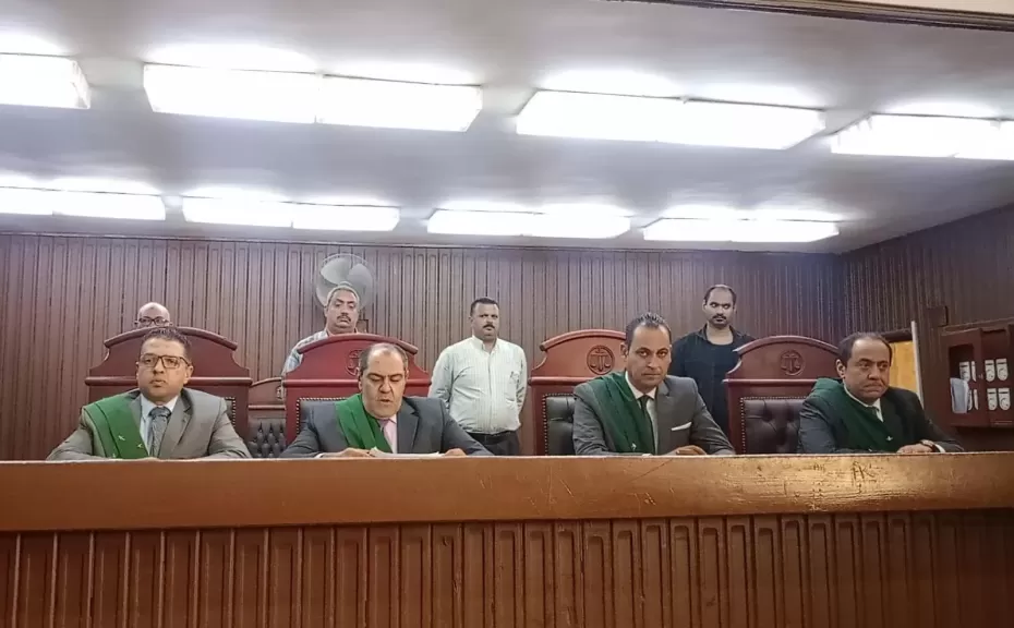 المشدد 10 سنوات لطالب لاتجاره في الحشيش وحيازة سلاح نارى بالقليوبية