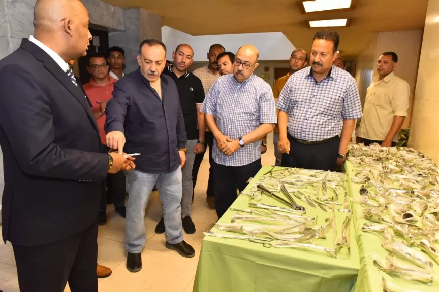 أسيوط تُعيد تشغيل 840 آلة جراحية بجهود محلية