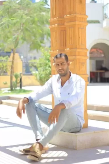 مصرع شخصين فى اشتعال النيران  داخل سيارة نقل بالطريق الإقليمي