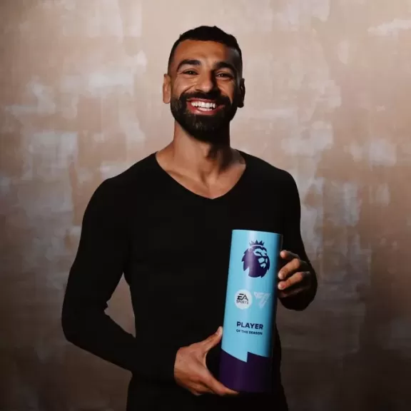 رسميًا.. محمد صلاح يتوج بجائزة لاعب الموسم في الدوري الإنجليزي