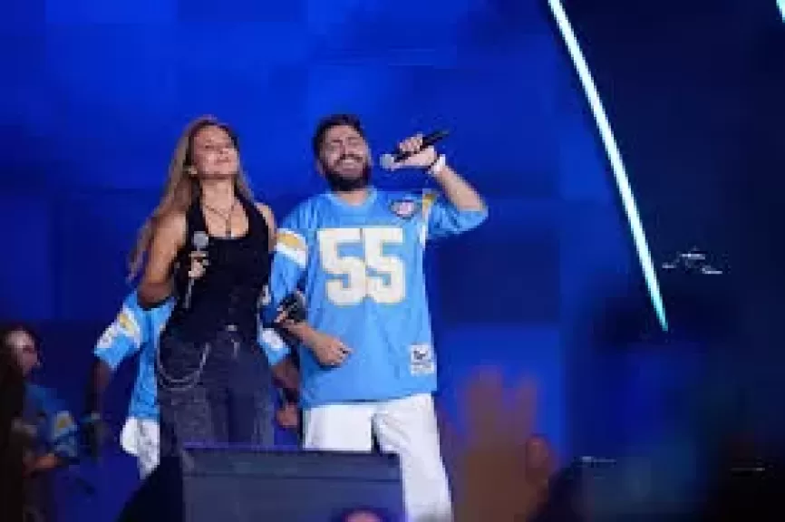 بعد مشاركة حميد الشاعرى ونيللي كريم والبحراوي.. أول تعليق لـ تامر حسني على حفله Jukebox