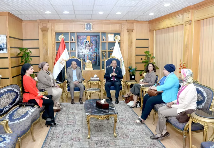 رئيس جامعة المنصورة يلتقي وفد الوكالة الفرانكفونية لبحث سبل تعزيز التعاون الأكاديمي والثقافي