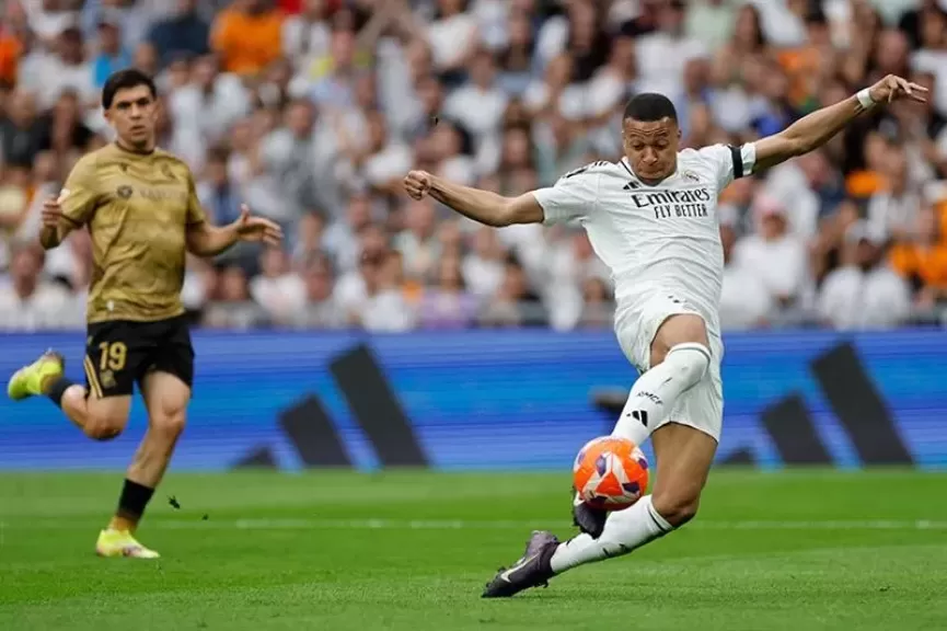 في ختام الدوري الأسباني ريال مدريد يفوز بثنائية مبابي على سوسيداد