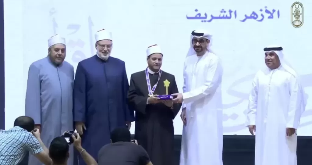 «الإسماعيلية الأزهرية» تفوز بلقب «الأفضل» في مسابقة تحدي القراءة العربي بموسمها التاسع