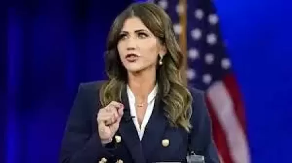 وزيرة الأمن الداخلي الأميركية كريستي نويم