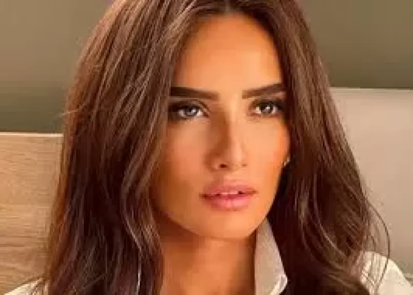 هجوم كلب شرس على نجل الفنانة زينة داخل كمبوند بالشيخ زايد.. وتحقيقات النيابة تبدأ