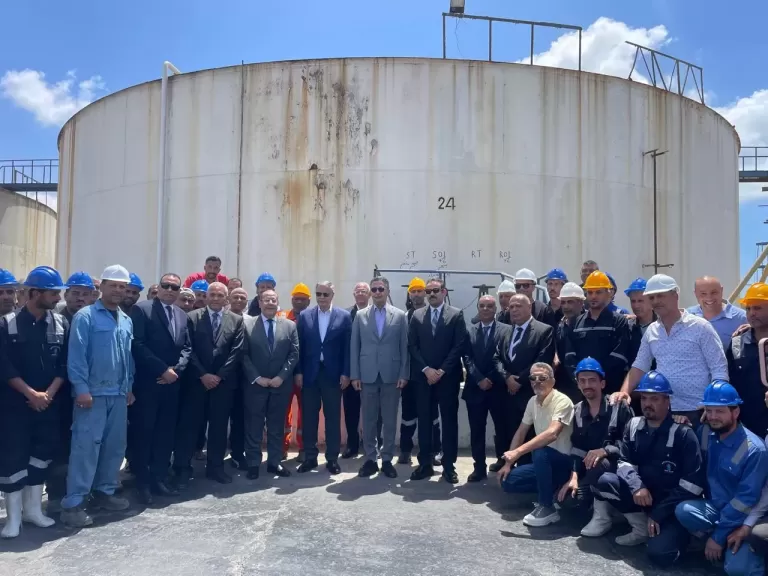 وزير التموين والتجارة الداخلية يتفقد محطة زيوت وشحوم المكس غرب الإسكندرية