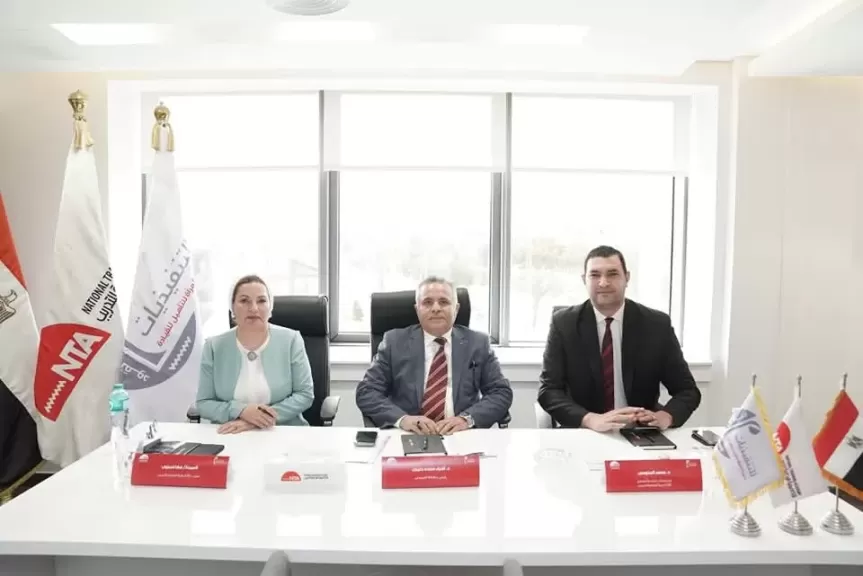 رئيس جامعة السويس يشارك في مقابلات برنامج المرأة تقود للتنفيذيات