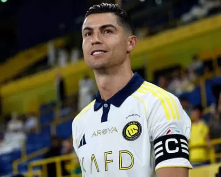 رونالدو يفوز بالحذاء الذهبي للعام الثاني وكاستيلس أفضل حارس فى الموسم