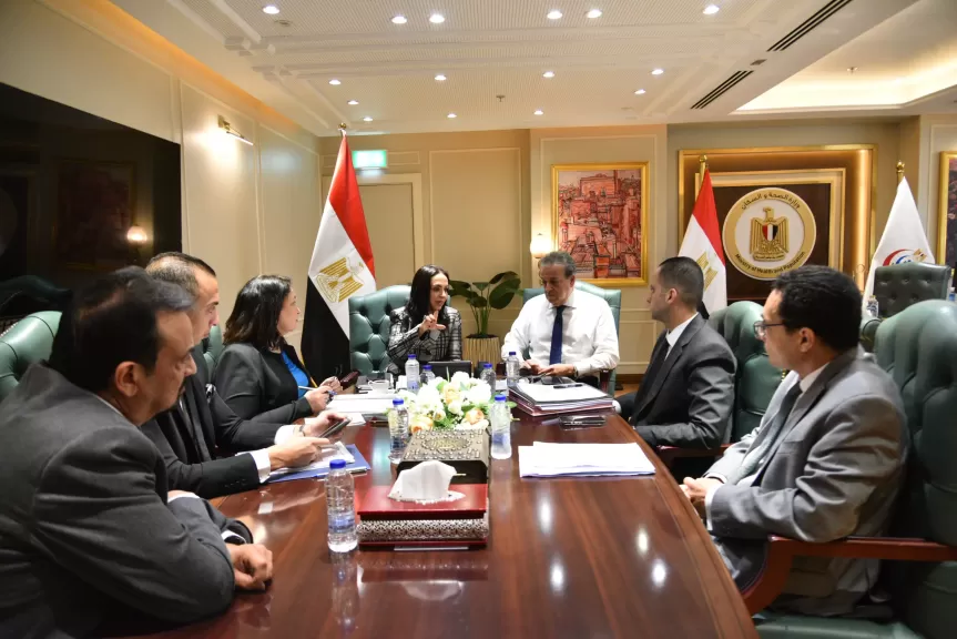 وزير الصحة يناقش مع وزيرة التضامن خطوات تنفيذ تكليفات زيادة عدد فصول الحضانات