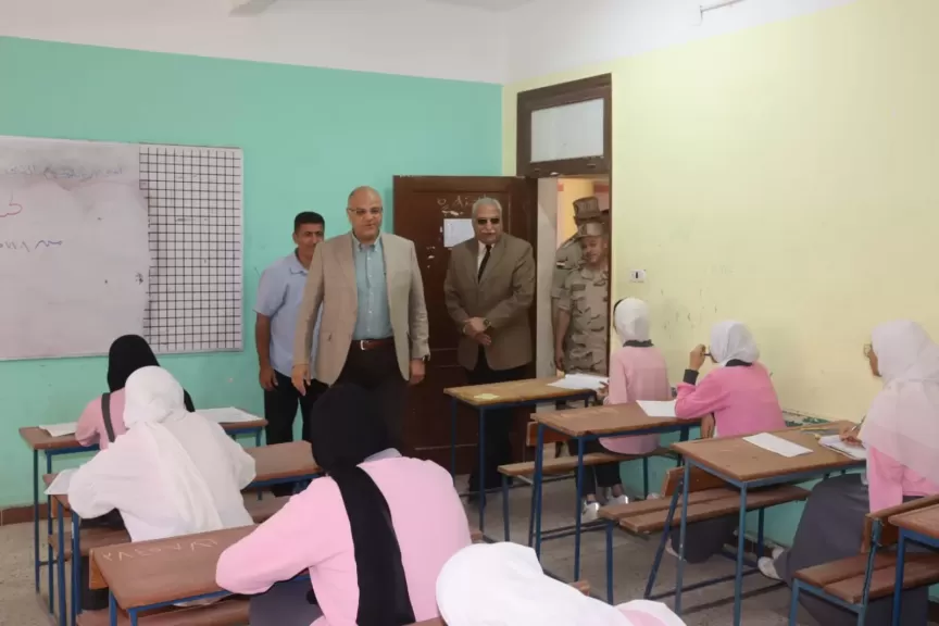 محافظ القليوبية: 56443 طالب وطالبة يؤدون امتحانات الدبلومات الفنية داخل 160 لجنة في المحافظة