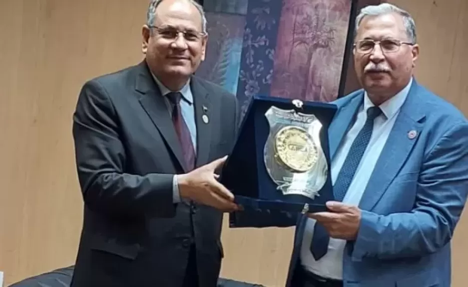 بعد مسيرة حافلة بالإنجازات.. تكريم الدكتور عادل الأشقر رئيس قطاع الزراعة الآلية السابق بمركز البحوث الزراعية