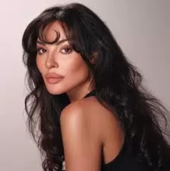 عقب إعلانها عن مفاجأة.. ”نادين نجيم” تكشف تفاصيل عمل درامى يجمعها بظافر العابدين